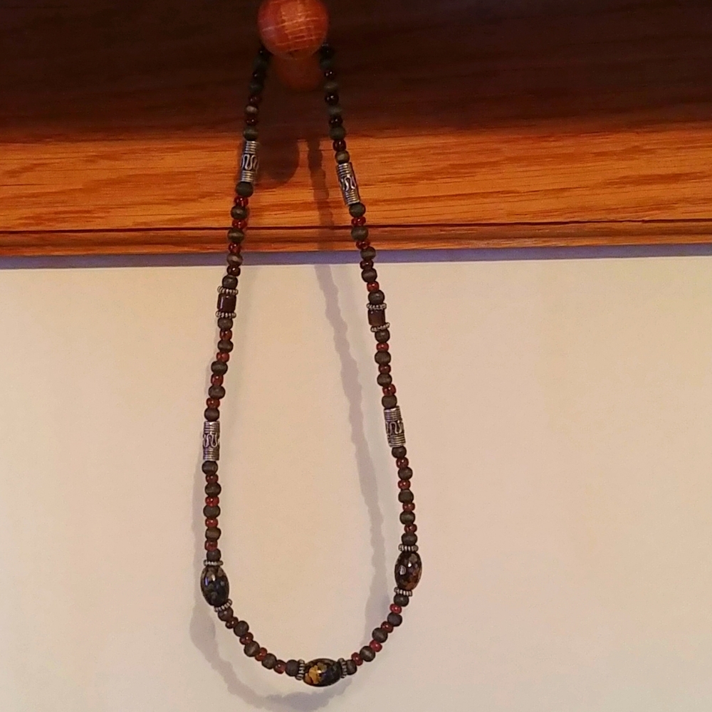 🌿 Beaded necklace